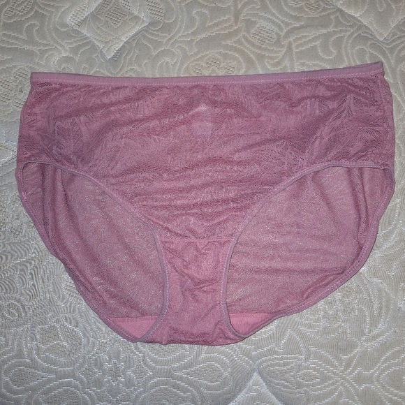 A bundle of 4 pairs of ladies' large panties. Sexy, comfortable, lingerie - Picture 5 of 15
